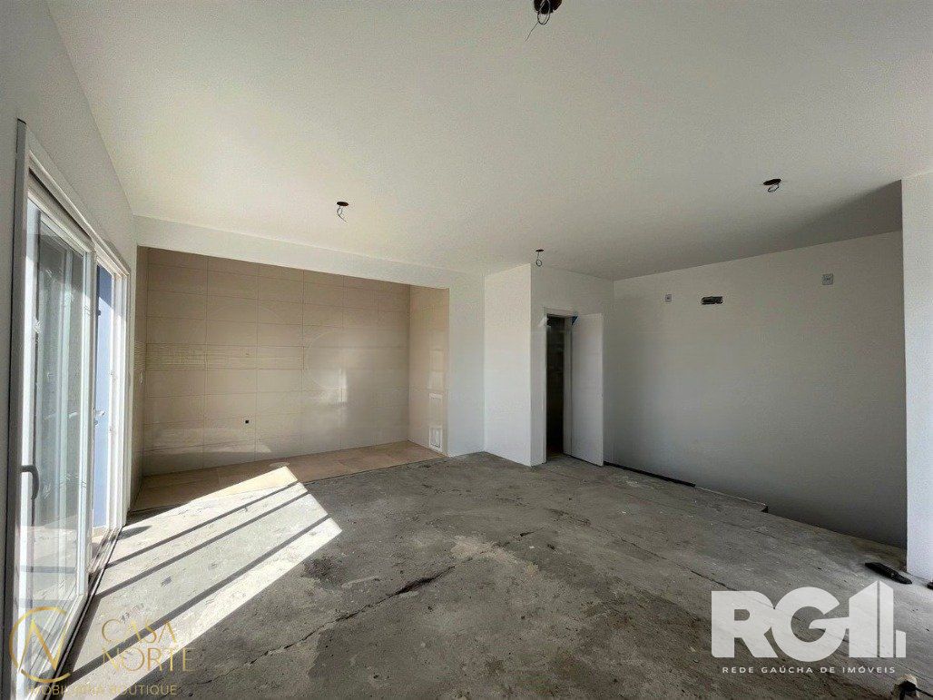 Cobertura à venda com 3 quartos, 121m², 1 suíte, 2 vagas, Praça Ivo Corrêa Meyer no bairro São Sebastião em Porto Alegre
