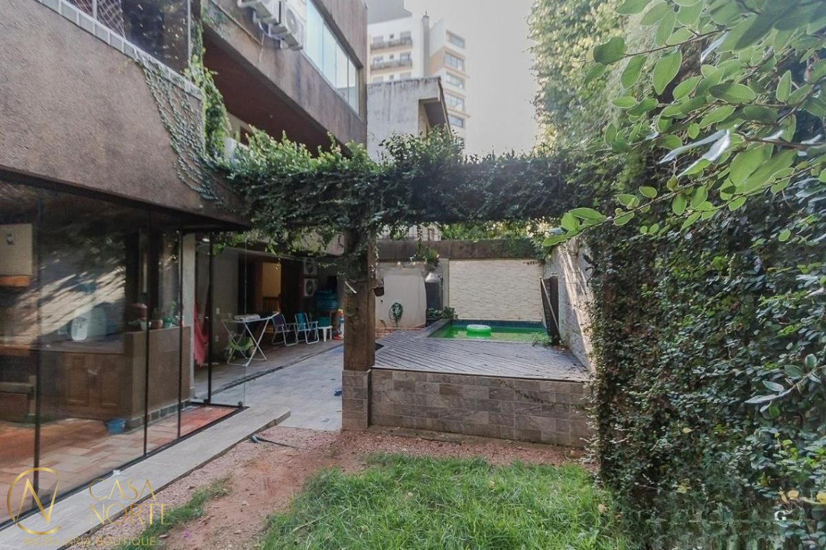 Apartamento Garden à venda com 3 quartos, 166m², 1 suíte, 1 vaga, Rua Sinimbú no bairro Petrópolis em Porto Alegre