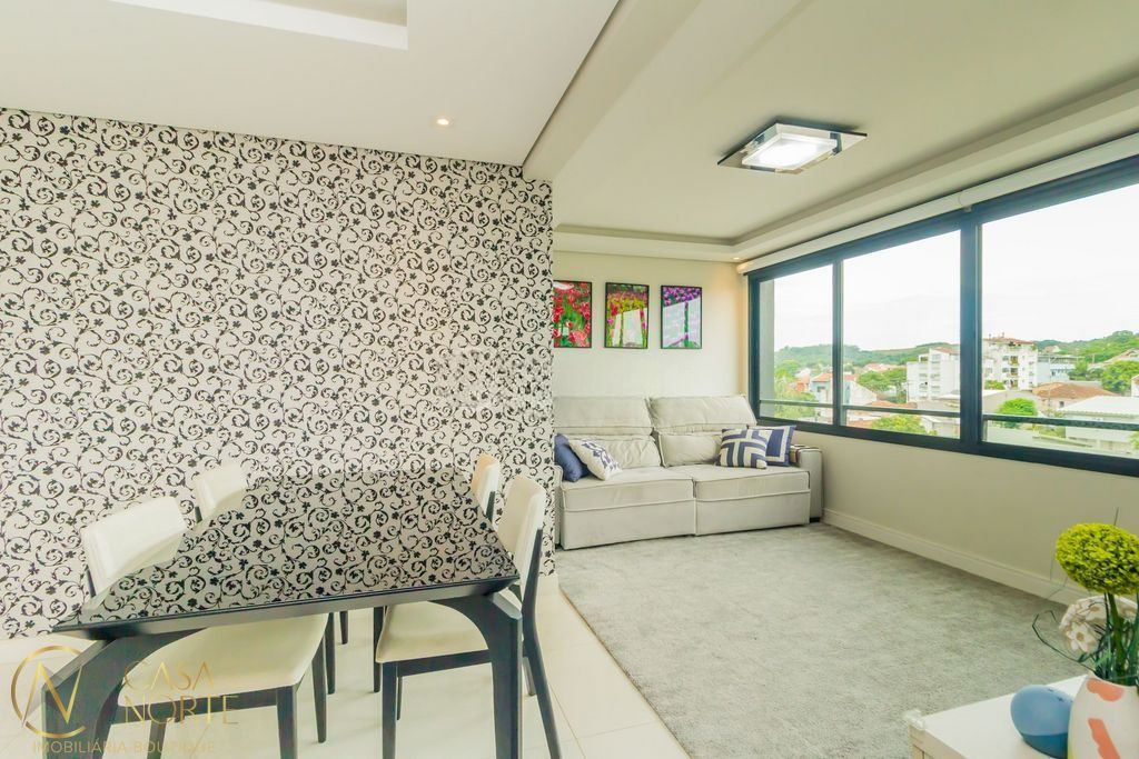 Apartamento à venda com 2 quartos, 64m², 1 suíte, 1 vaga, Rua Doutor Pereira Neto no bairro Tristeza em Porto Alegre