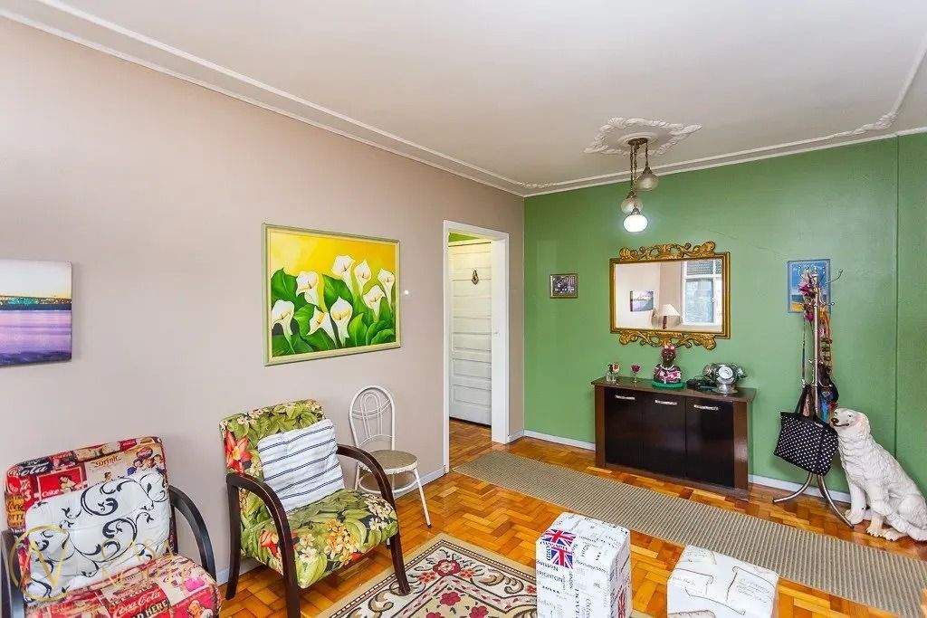 Apartamento à venda com 3 quartos, 98m², 1 suíte, 1 vaga, Avenida Grécia no bairro Passo da Areia em Porto Alegre
