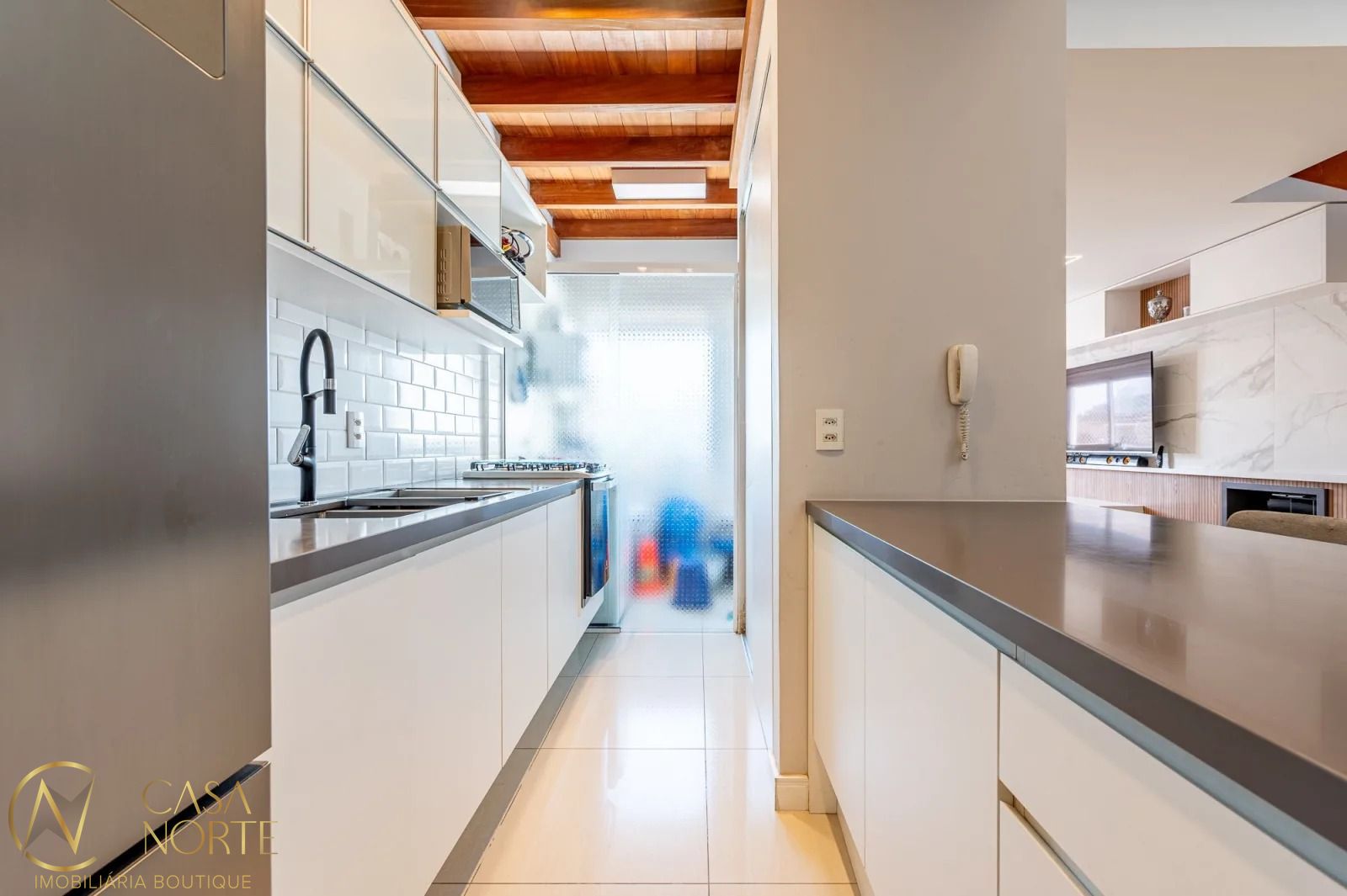 Apartamento Garden à venda com 3 quartos, 160m², 1 suíte, 2 vagas, Rua Cabral no bairro Rio Branco em Porto Alegre