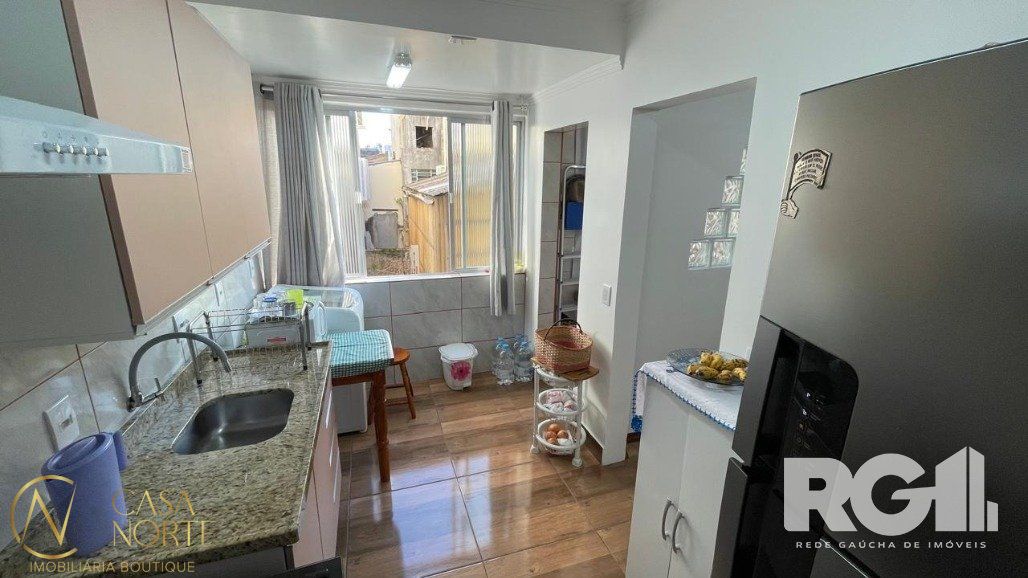 Apartamento à venda com 2 quartos, 73m², 1 vaga, Rua Vinte de Setembro no bairro Azenha em Porto Alegre