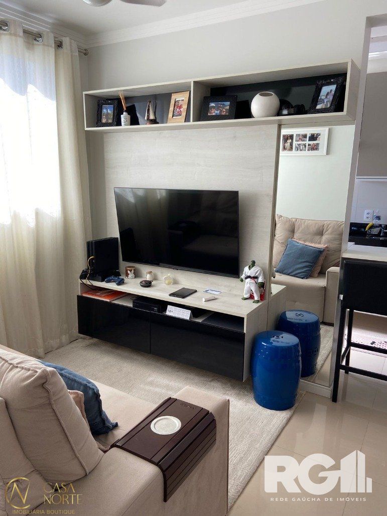 Apartamento à venda com 2 quartos, 43m², 1 vaga, Travessa Esporte Clube Cruzeiro no bairro Morro Santana em Porto Alegre