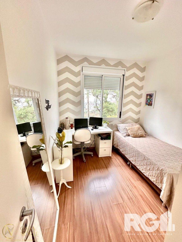 Apartamento à venda com 2 quartos, 59m², 1 suíte, 1 vaga, Rua Limoeiro no bairro Cristo Redentor em Porto Alegre