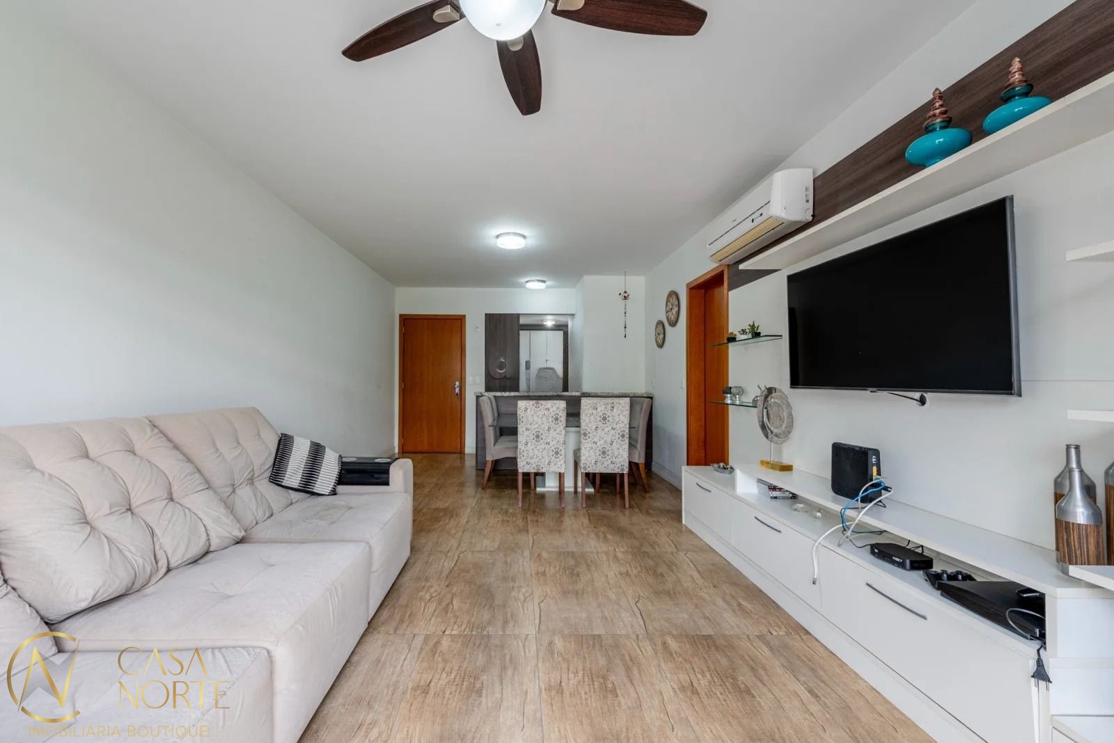 Apartamento Garden à venda com 3 quartos, 108m², 1 suíte, 2 vagas, Avenida Doutor Nilo Peçanha no bairro Chácara das Pedras em Porto Alegre