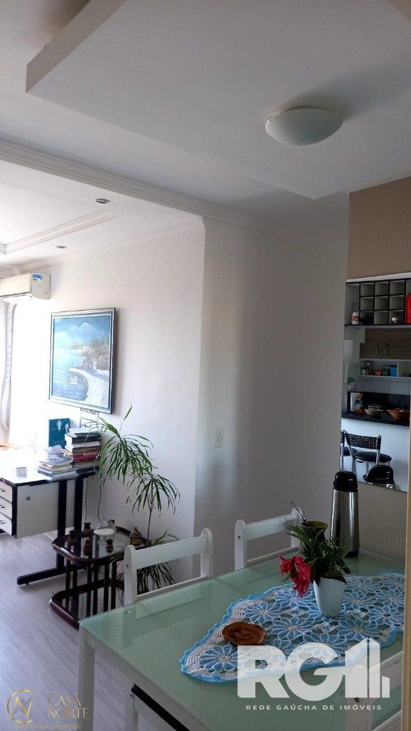 Apartamento à venda com 2 quartos, 48m², 1 vaga, Rua Tenente Ary Tarrago no bairro Jardim Itu em Porto Alegre