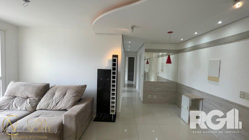 Apartamento à venda com 3 quartos, 73m², 1 suíte, 2 vagas, Rua Doutor Carlos Renato Rua Fonseca no bairro Jardim Sabará em Porto Alegre