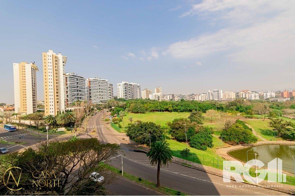 Apartamento à venda com 3 quartos, 146m², 3 suítes, 2 vagas, Avenida Túlio de Rose no bairro Jardim Europa em Porto Alegre