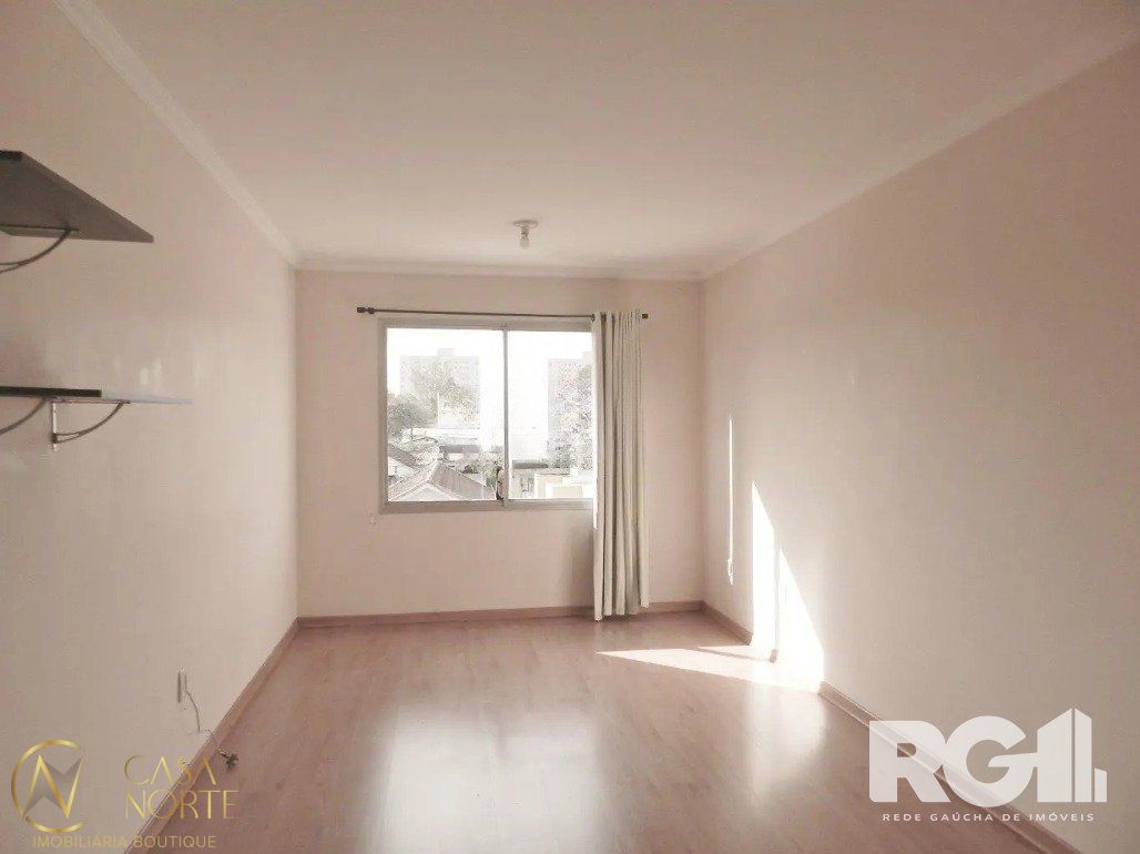 Apartamento à venda com 1 quarto, 51m², 1 vaga, Avenida Engenheiro Francisco Rodolfo Simch no bairro Sarandi em Porto Alegre