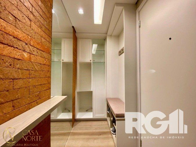 Apartamento à venda com 3 quartos, 81m², 1 suíte, 2 vagas, Rua Jerônymo Zelmanovitz no bairro São Sebastião em Porto Alegre