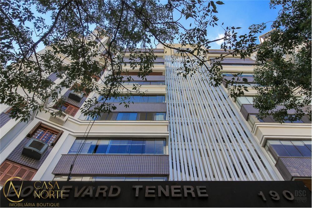 Apartamento à venda com 4 quartos, 159m², 4 suítes, 2 vagas, Avenida Francico Petuco, no bairro Boa Vista em Porto Alegre