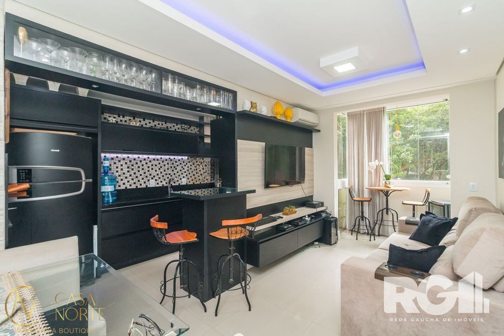 Apartamento à venda com 2 quartos, 56m², 1 suíte, 1 vaga, Beco Souza Costa no bairro Morro Santana em Porto Alegre