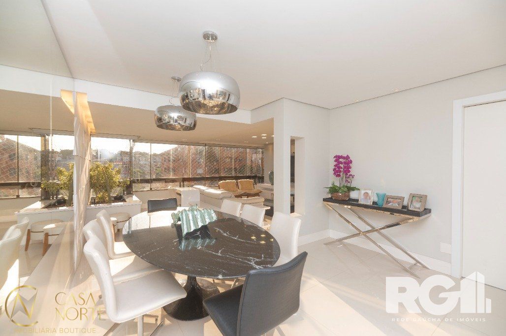 Apartamento à venda com 2 quartos, 101m², 1 suíte, 1 vaga, Avenida Panamericana no bairro Jardim Lindóia em Porto Alegre