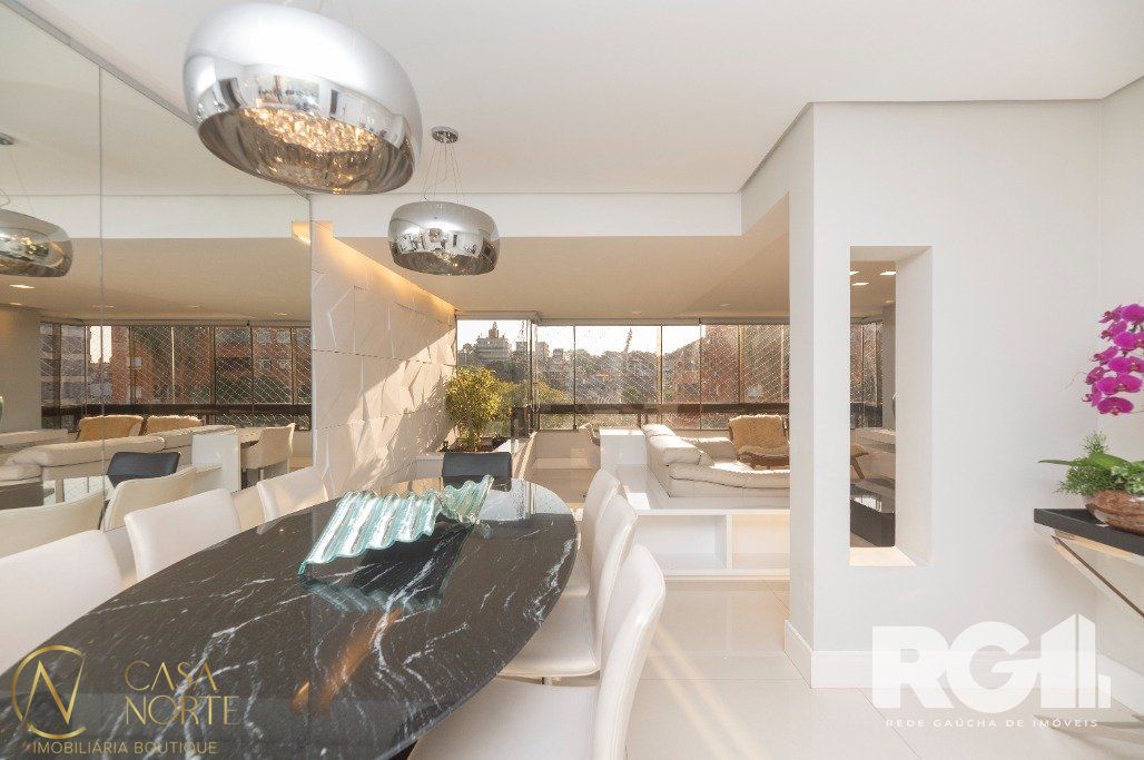 Apartamento à venda com 2 quartos, 101m², 1 suíte, 1 vaga, Avenida Panamericana no bairro Jardim Lindóia em Porto Alegre