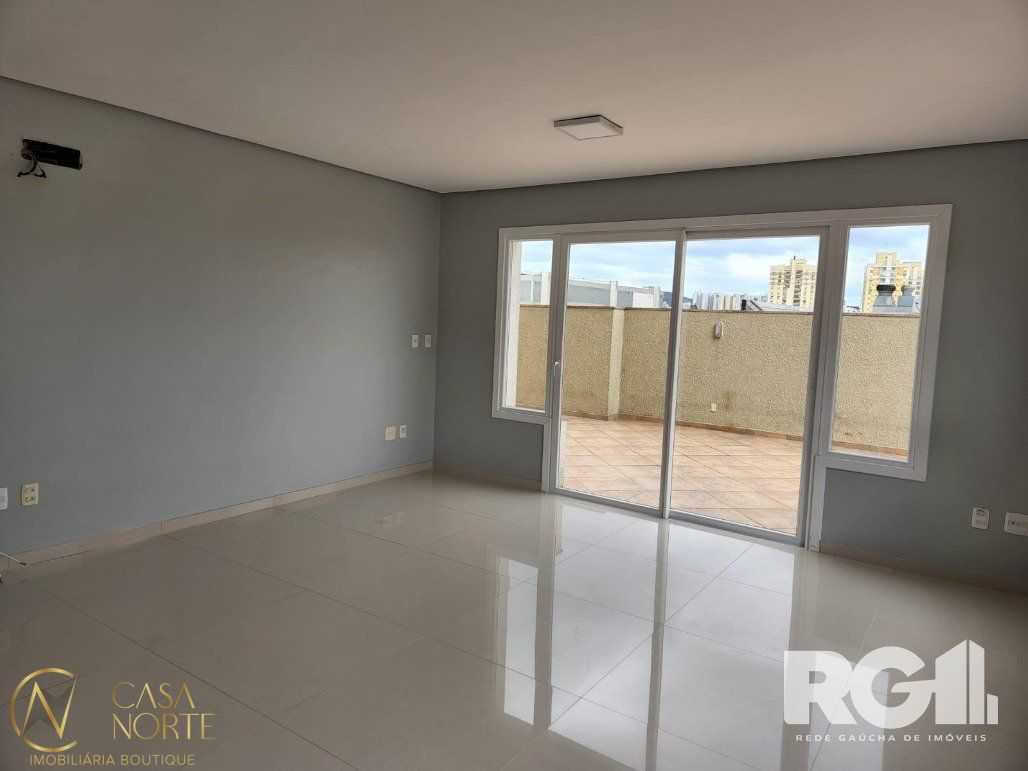 Apartamento à venda com 3 quartos, 221m², 1 suíte, 2 vagas, Rua Juruá no bairro Jardim São Pedro em Porto Alegre
