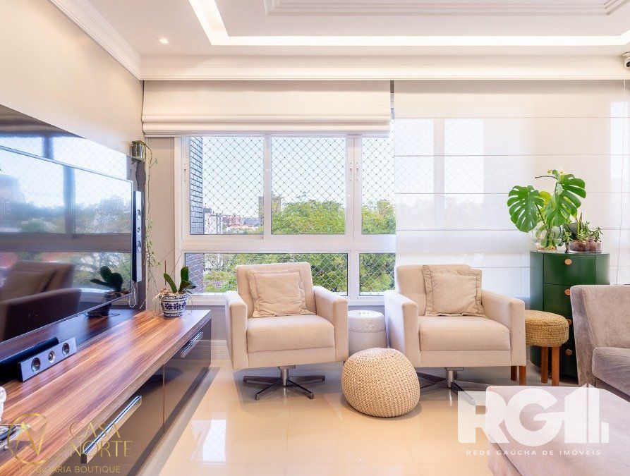 Apartamento à venda com 3 quartos, 105m², 1 suíte, 2 vagas, Rua Alcides Gonzaga no bairro Boa Vista em Porto Alegre