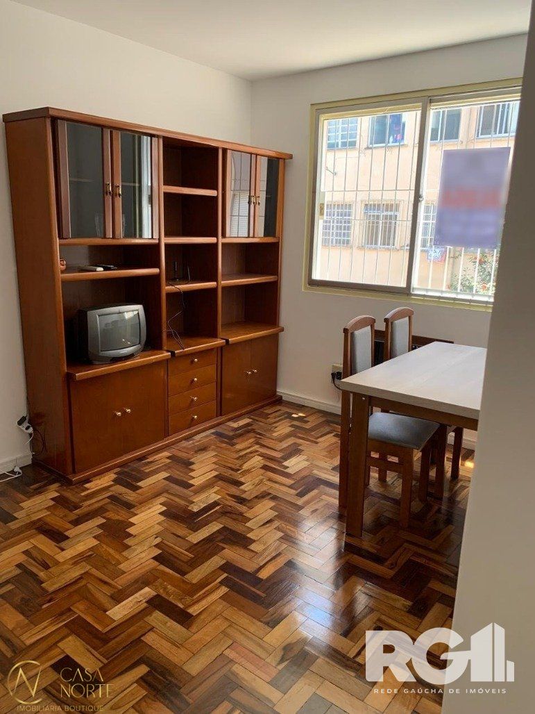 Apartamento à venda com 2 quartos, 61m², 1 vaga, Avenida Baltazar de Oliveira Garcia no bairro Costa e Silva em Porto Alegre