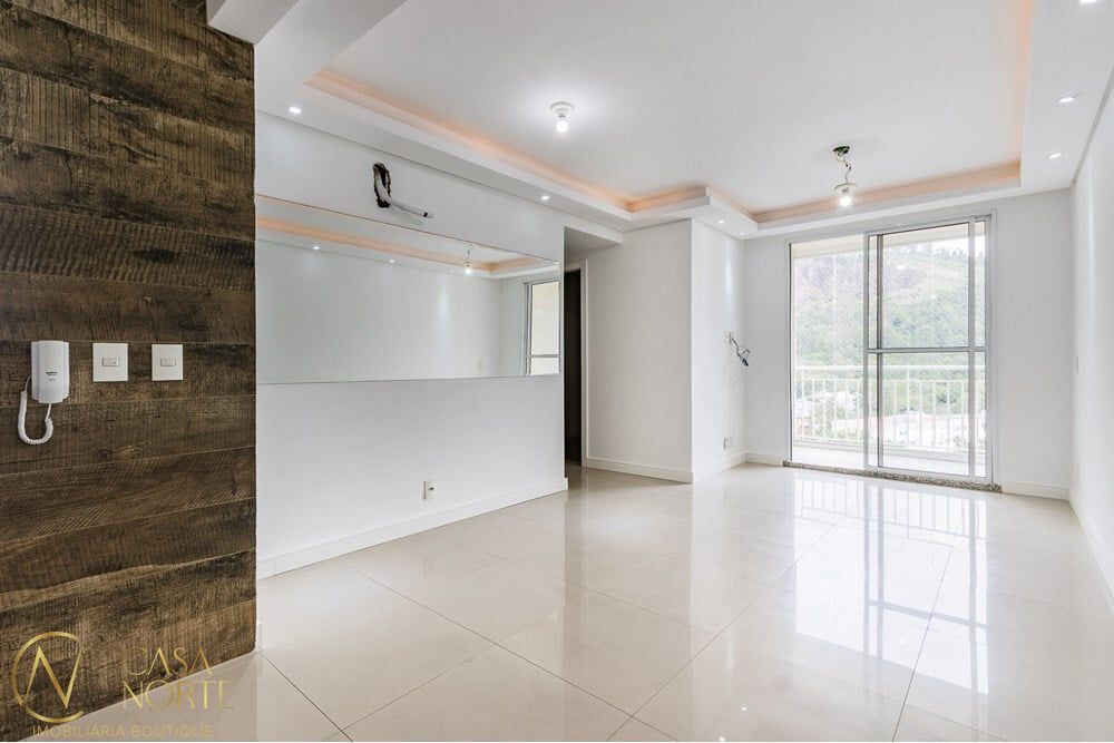 Apartamento à venda com 3 quartos, 76m², 1 suíte, 1 vaga, Souza Costa no bairro Jardim Carvalho em Porto Alegre