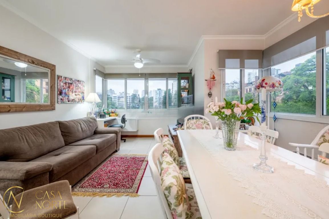 Apartamento à venda com 2 quartos, 81m², 1 suíte, 2 vagas, Rua Silva Jardim no bairro Auxiliadora em Porto Alegre