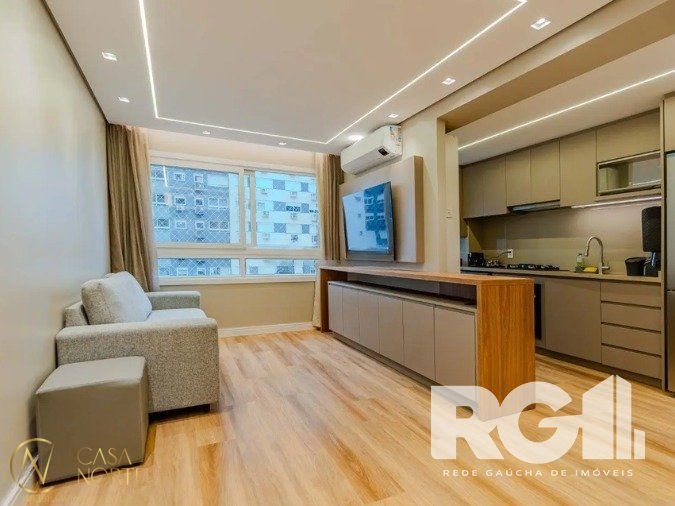 Apartamento à venda com 3 quartos, 81m², 1 suíte, 1 vaga, Rua Jerônymo Zelmanovitz no bairro São Sebastião em Porto Alegre