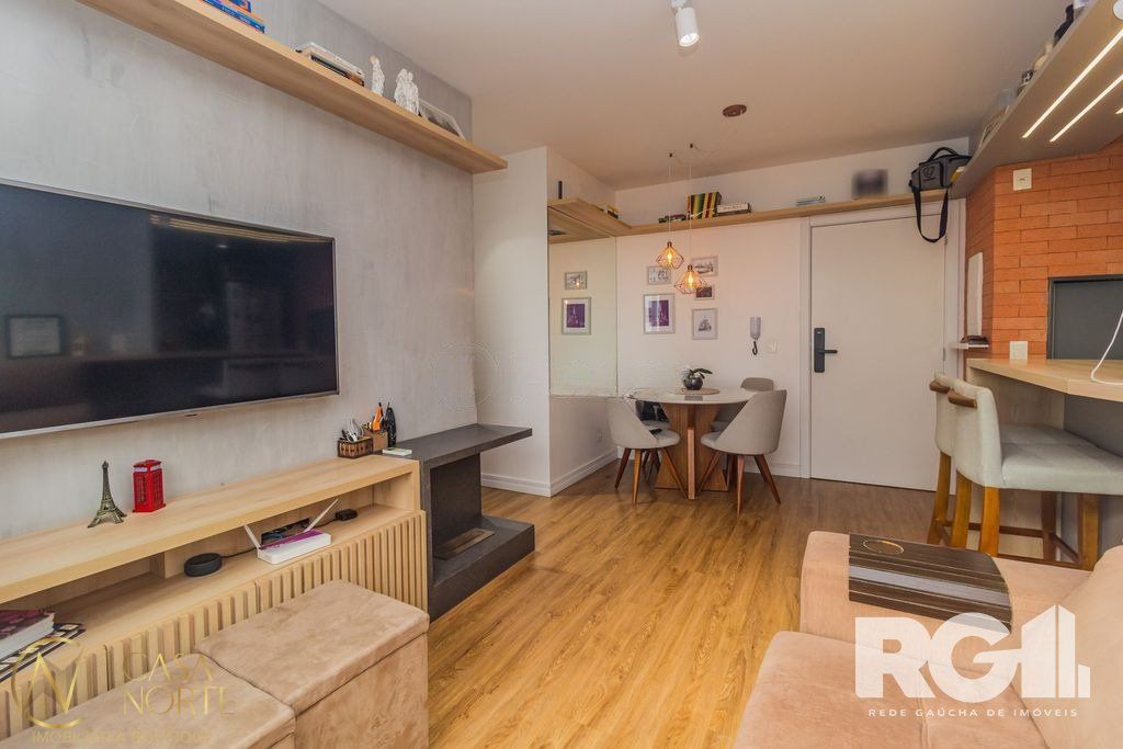 Apartamento à venda com 2 quartos, 62m², 1 suíte, 1 vaga, Rua Doutor João Inácio no bairro Navegantes em Porto Alegre
