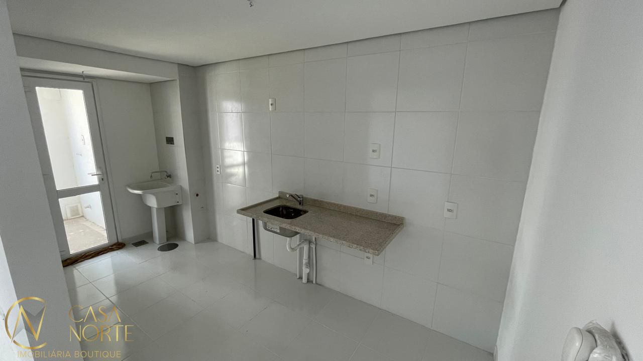 Apartamento à venda com 3 quartos, 79m², 1 suíte, 2 vagas, Rua Doutor Carlos Renato Rua Fonseca no bairro Jardim Sabará em Porto Alegre