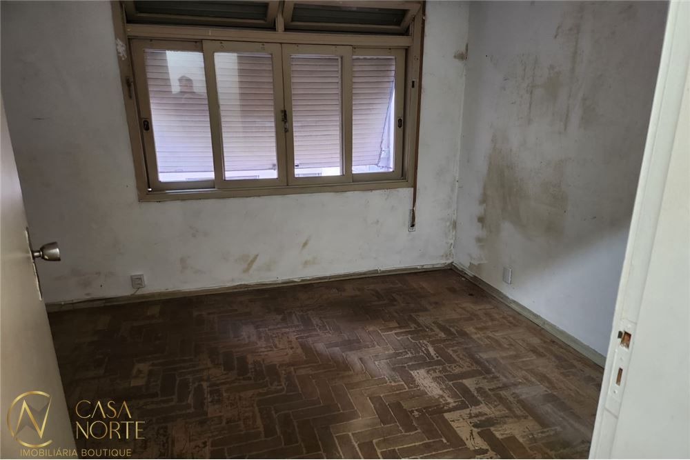 Apartamento à venda com 2 quartos, 76m², Coronel Jenuino no bairro Centro Histórico em Porto Alegre