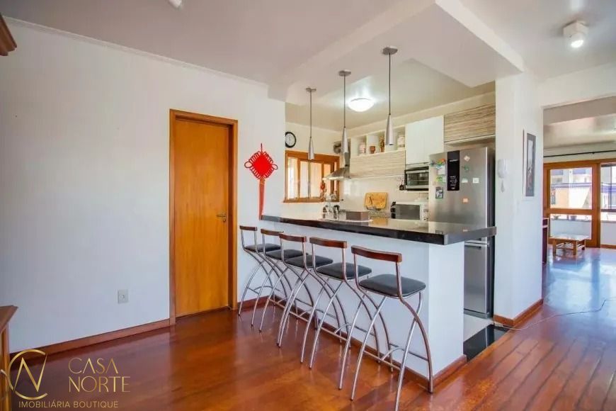 Apartamento à venda com 3 quartos, 144m², 1 suíte, 2 vagas, Travessa Borneo no bairro Jardim Lindóia em Porto Alegre