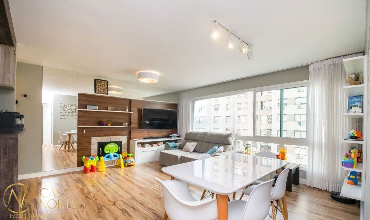 Apartamento à venda com 3 quartos, 106m², 1 suíte, 2 vagas, Rua Jari no bairro Passo da Areia em Porto Alegre