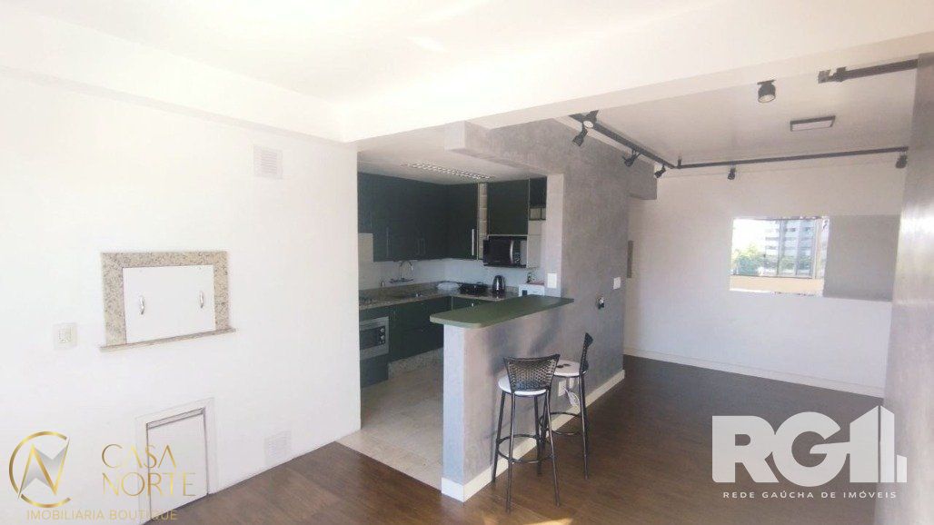 Apartamento à venda com 3 quartos, 74m², 1 suíte, 2 vagas, Rua Comendador Albino Cunha no bairro Cristo Redentor em Porto Alegre