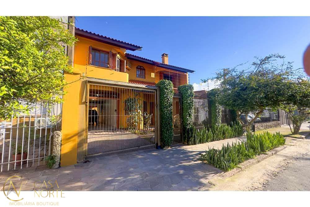 Casa à venda com 4 quartos, 307m², 1 suíte, 3 vagas, Coronel Jaime da Costa Pereira no bairro Partenon em Porto Alegre
