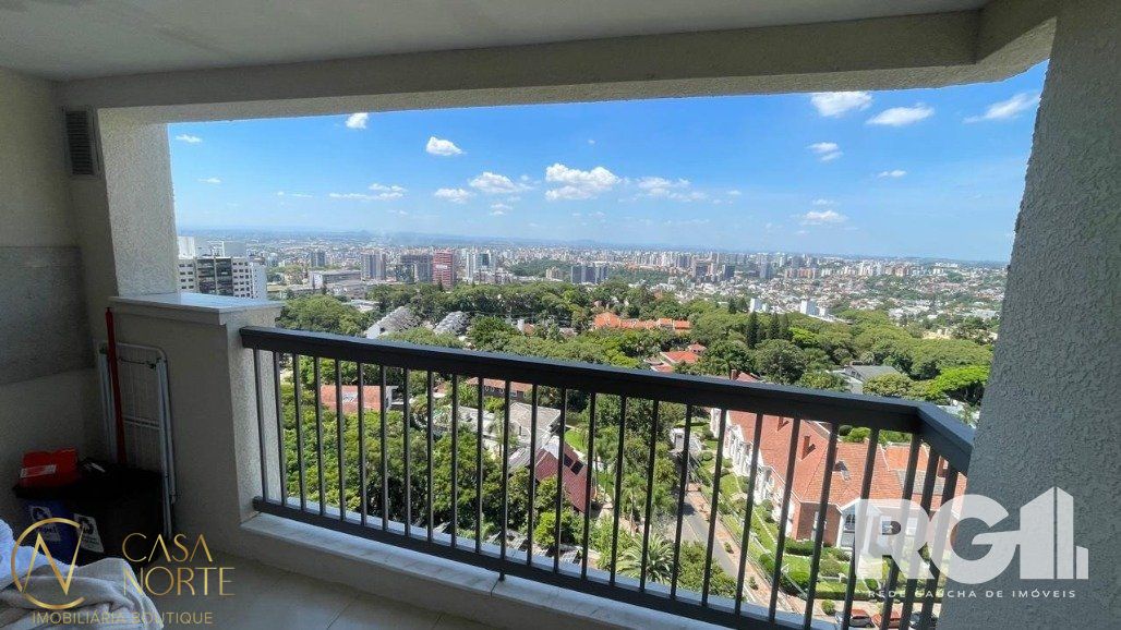 Apartamento à venda com 2 quartos, 86m², 1 suíte, 1 vaga, Avenida Luiz Manoel Gonzaga no bairro Três Figueiras em Porto Alegre