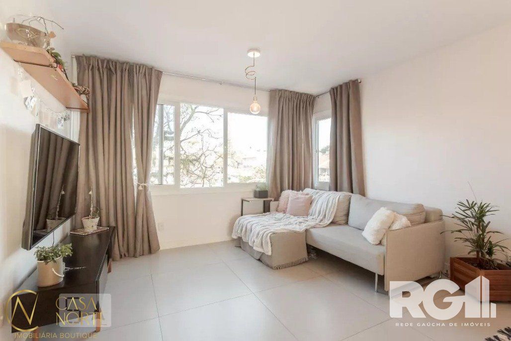 Apartamento à venda com 2 quartos, 64m², 1 suíte, 2 vagas, Rua Vinte e Quatro de Agosto no bairro Jardim Sabará em Porto Alegre