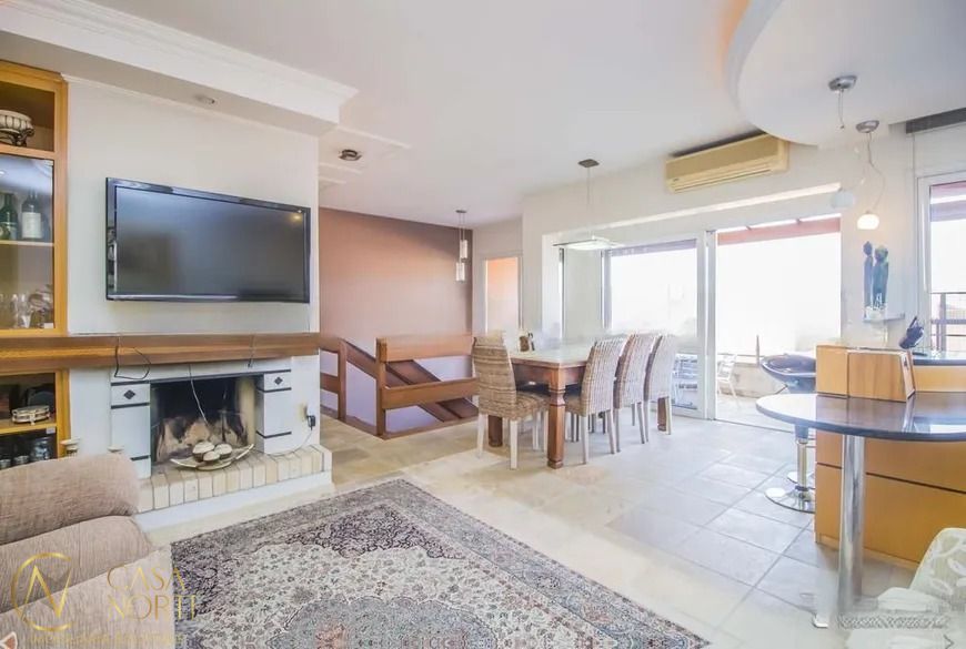 Cobertura à venda com 3 quartos, 200m², 1 suíte, 2 vagas, Avenida João Wallig no bairro Jardim Europa em Porto Alegre