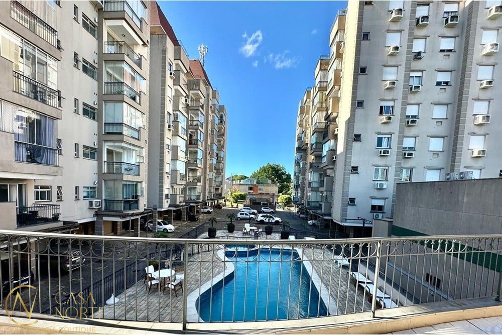 Apartamento à venda com 3 quartos, 76m², 1 suíte, 1 vaga, Avenida João Xxviii no bairro São Sebastião em Porto Alegre