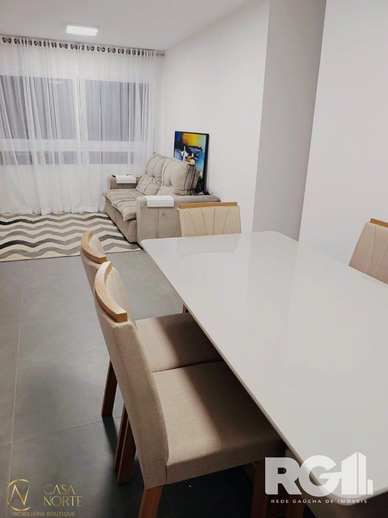 Apartamento à venda com 2 quartos, 81m², 1 suíte, 1 vaga, Rua Jerônymo Zelmanovitz no bairro São Sebastião em Porto Alegre