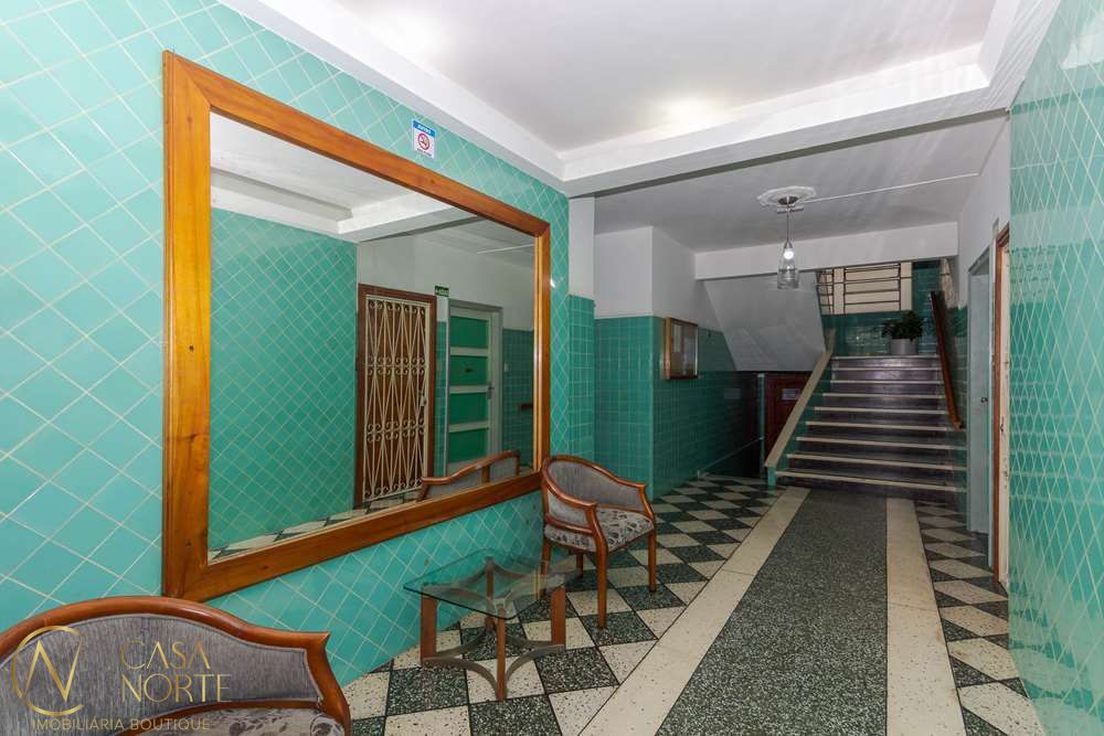 Apartamento à venda com 3 quartos, 99m², 1 vaga, Adriano Ribeiro no bairro Menino Deus em Porto Alegre