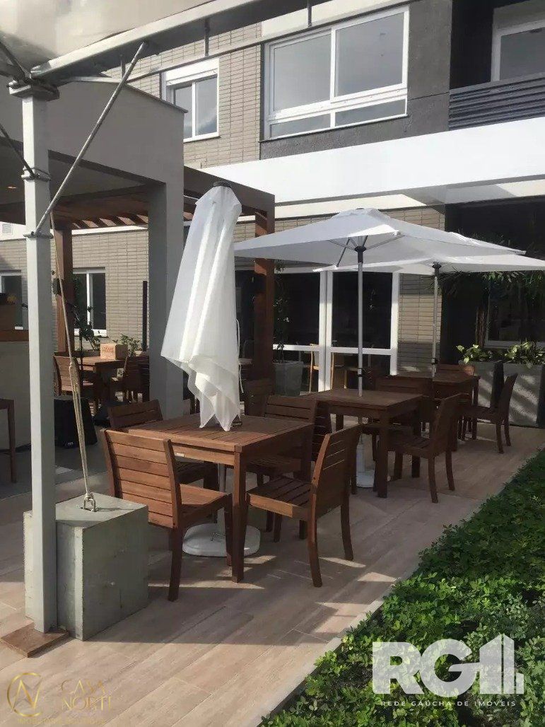 Apartamento à venda com 3 quartos, 81m², 1 suíte, 2 vagas, Travessa Jaguarão no bairro São João em Porto Alegre