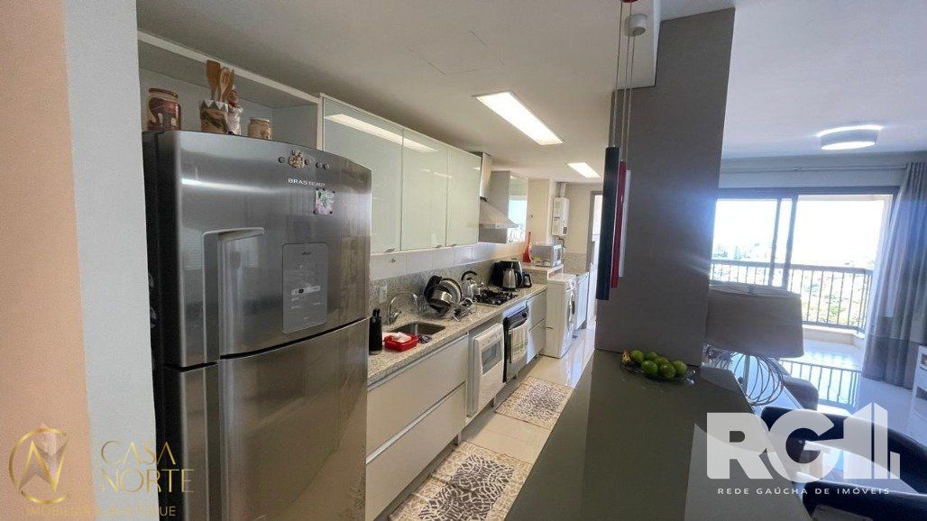 Apartamento à venda com 2 quartos, 86m², 1 suíte, 1 vaga, Avenida Luiz Manoel Gonzaga no bairro Três Figueiras em Porto Alegre
