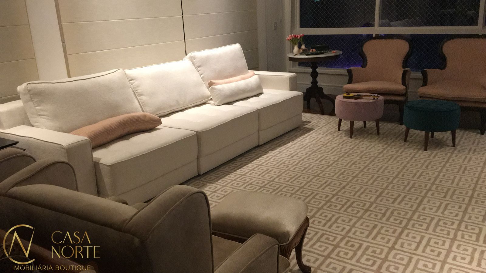 Apartamento à venda com 3 quartos, 170m², 1 suíte, Rua Jerônimo Coelho no bairro Centro Histórico em Porto Alegre