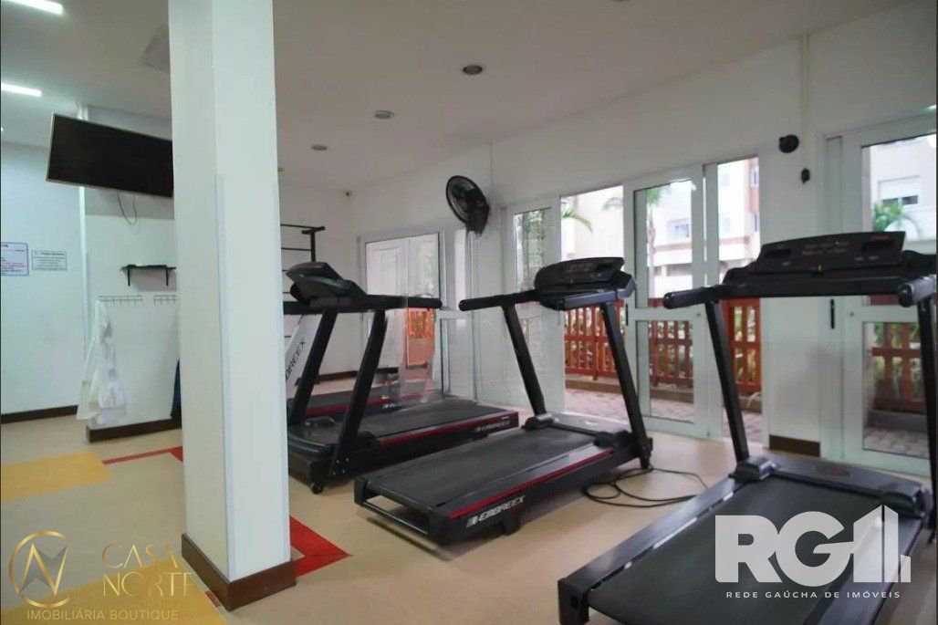 Apartamento à venda com 3 quartos, 65m², 1 suíte, 1 vaga, Avenida Dom Cláudio José Gonçalves Ponce de Leão no bairro Vila Ipiranga em Porto Alegre