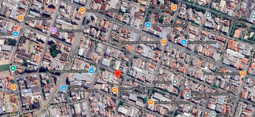 Casa à venda com 4 quartos, 250m², 2 suítes, 2 vagas, Avenida Berlim no bairro São Geraldo em Porto Alegre