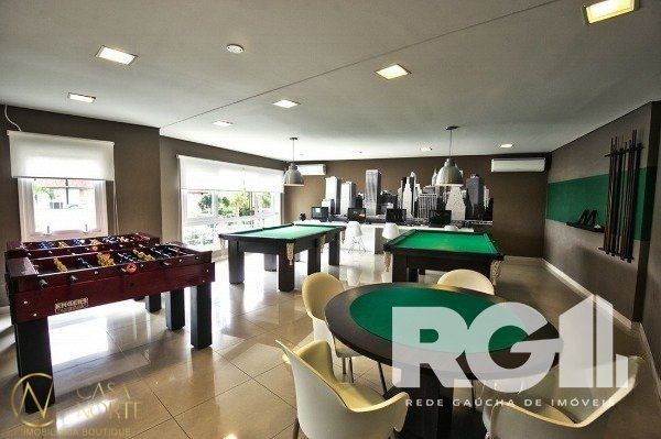 Apartamento à venda com 3 quartos, 73m², 1 suíte, 2 vagas, Rua Doutor Carlos Renato Rua Fonseca no bairro Jardim Sabará em Porto Alegre