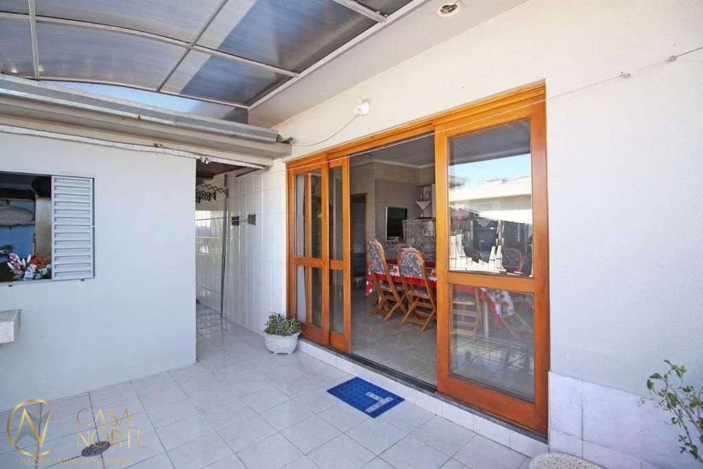 Cobertura à venda com 5 quartos, 252m², 2 vagas, Avenida do Forte no bairro Cristo Redentor em Porto Alegre