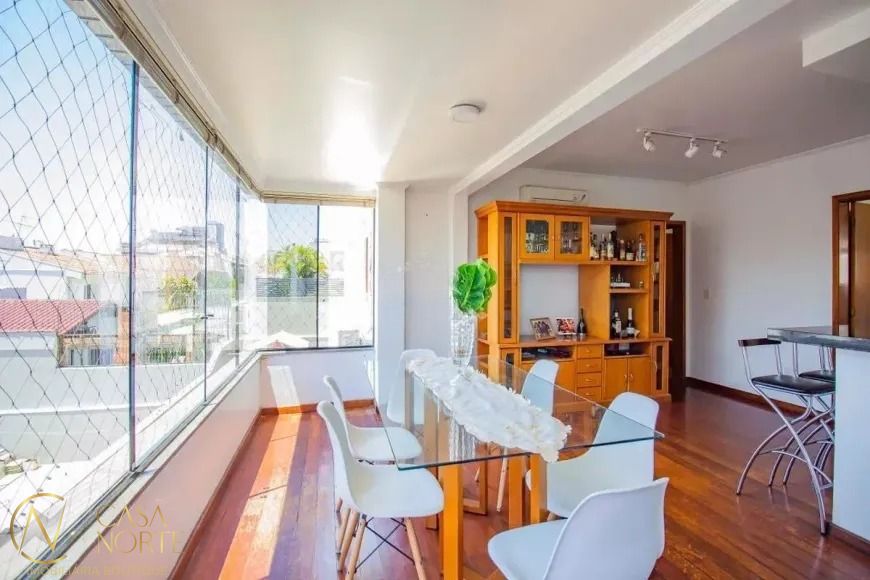 Apartamento à venda com 3 quartos, 144m², 1 suíte, 2 vagas, Travessa Borneo no bairro Jardim Lindóia em Porto Alegre