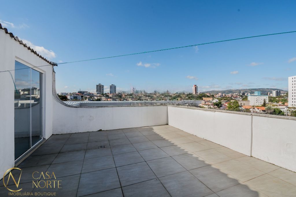 Cobertura à venda com 3 quartos, 134m², 2 suítes, 1 vaga, Avenida Baltazar de Oliveira Garcia no bairro São Sebastião em Porto Alegre