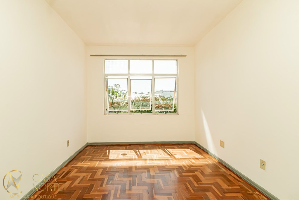 Apartamento à venda com 1 quarto, 45m², Júlio Verne no bairro São João em Porto Alegre