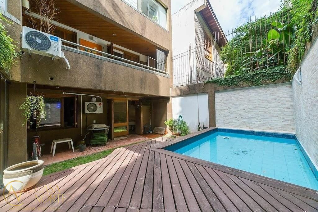 Apartamento Garden à venda com 3 quartos, 166m², 1 suíte, 1 vaga, Rua Sinimbú no bairro Petrópolis em Porto Alegre