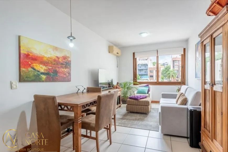 Apartamento à venda com 2 quartos, 72m², 1 suíte, 1 vaga, Rua João Abbott no bairro Petrópolis em Porto Alegre