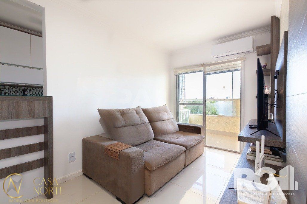 Apartamento à venda com 3 quartos, 71m², 1 suíte, 1 vaga, Rua Tenente Ary Tarrago no bairro Jardim Itu em Porto Alegre